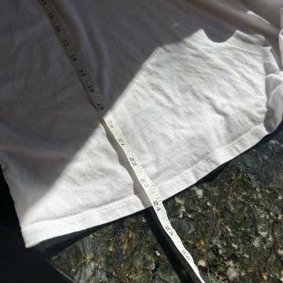 Old Navy cotton crewneck puff sleeve short sleeve. Eyelet lace. Cottage core. L - Picture 10 of 10